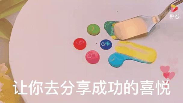同桌新宠起泡胶引发五子棋趣战,无硼砂手游界新动向速递