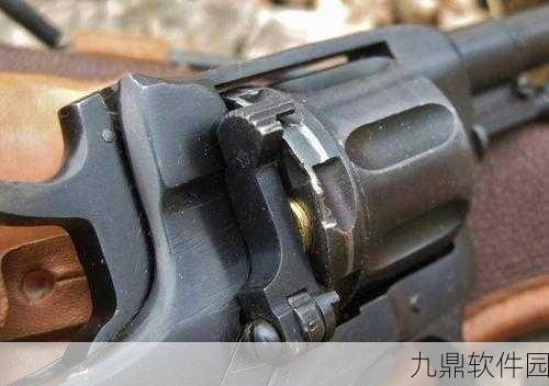 堡垒之夜手游左轮手枪全面剖析,伤害数据与实战应用详解
